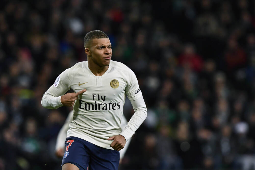 从失利到逆转：王曼昱的多哈夜晚，如何用双打冠军诠释老将担当